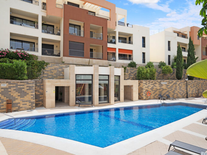 Exterior Ground Floor Apartment for Sale in Altos de Los Monteros. Property for sale in Marbella.