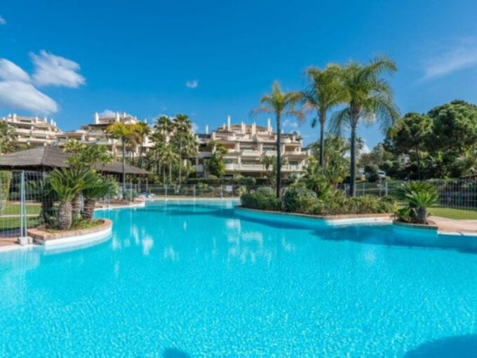 Poo area Stunning Duplex Penthouse for Sale in Capanes del Golf. Property for sale in Marbella.
