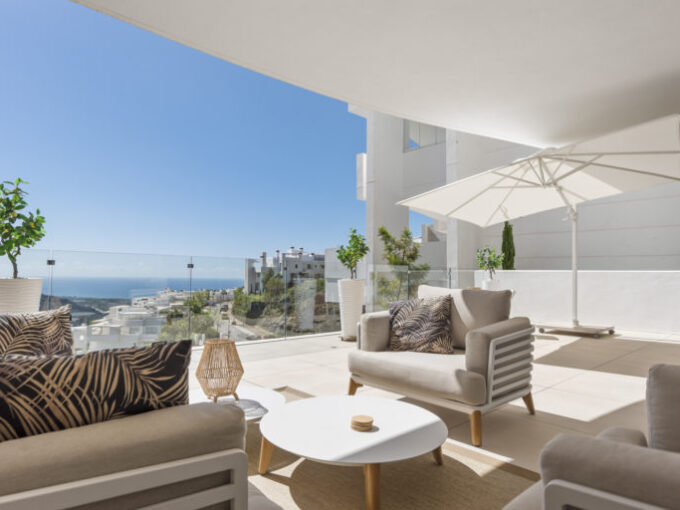 Terrace Stunning Apartment for Sale Palo Alto. Real estate for sale in Marbella.