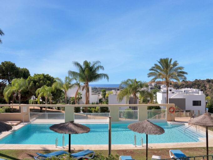 Pool area Apartment for Sale in La Resina Golf. Property for sale in Marbella.