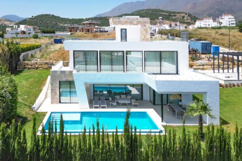 Spectacular villa for sale in Valle Romano, Marbella, Spain