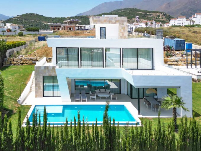 Spectacular villa for sale in Valle Romano, Marbella, Spain