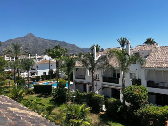 Townhouse for Sale in Nueva Andalucia. Property for sale in Marbella.