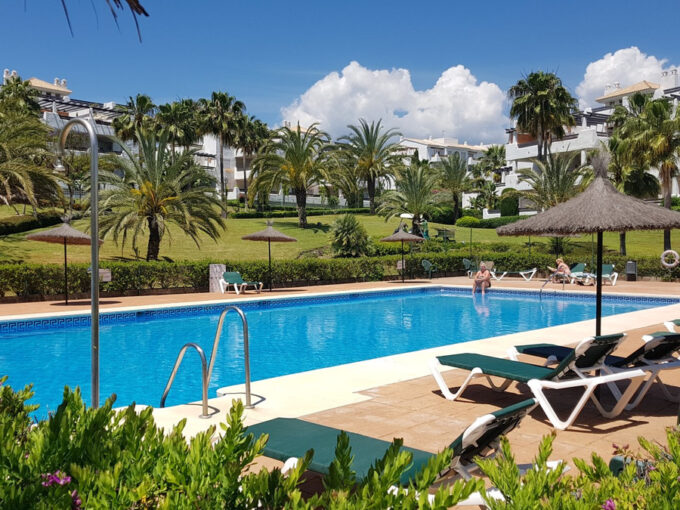 Pool area Magnificent townhouse in Selwo for sale. Property for sale in Marbella.