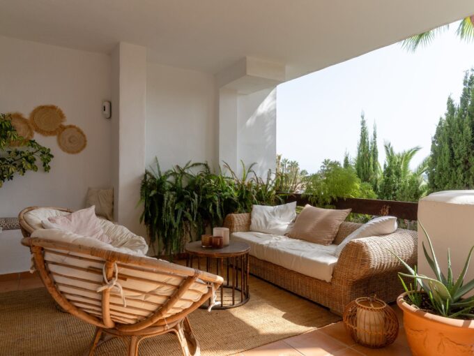 Terrace Apartment in Las Tortugas for Sale. Property for sale in Marbella.