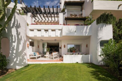 Garden Ground Floor Apartment for Sale in Costalita. Property for sale in Marbella.