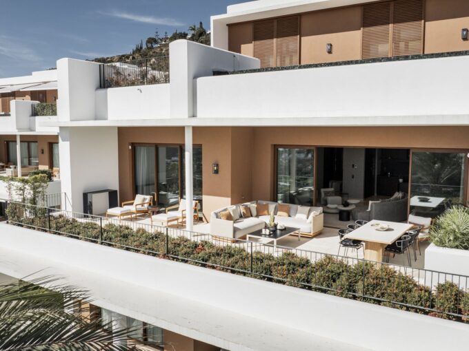 Frontline Golf Apartment for Sale in Casares. Real estate for sale in Marbella.