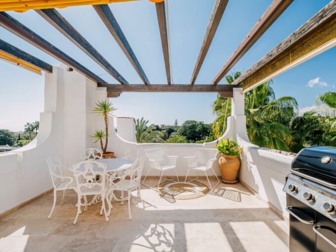 Terrace view Fully Renovated Apartment for Sale in Aldea Blanca