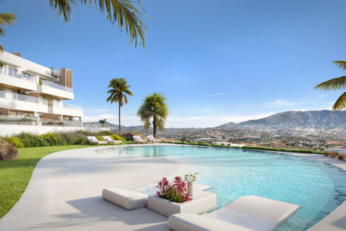Pool New Apartment in Frontline La Cala Golf. Property for sale in Marbella.