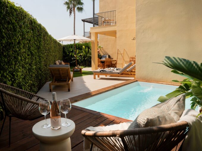 Pool Luxury Refurbished Townhouse for Sale in Azalea Beach, Marbella