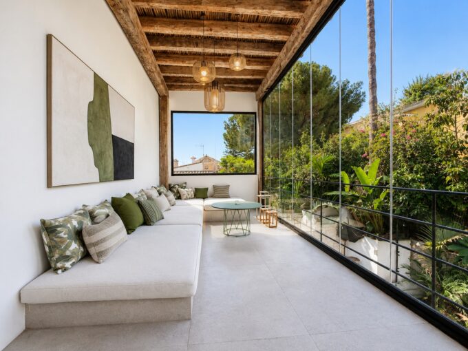 Terrace lounge in Designer Villa for sale in Nueva Andalucía, Marbella, Spain