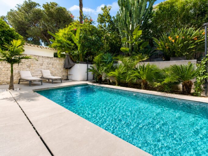 Sunbeds in Designer Villa for sale in Nueva Andalucía, Marbella, Spain