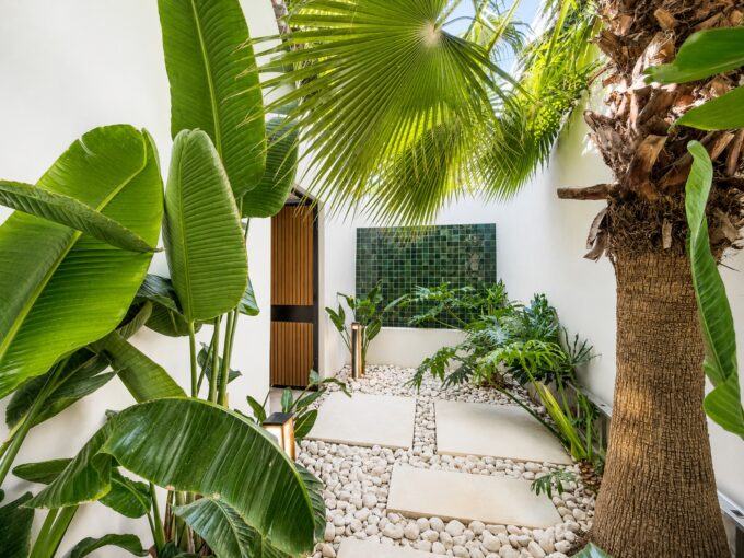 Garden in Designer Villa for sale in Nueva Andalucía, Marbella, Spain