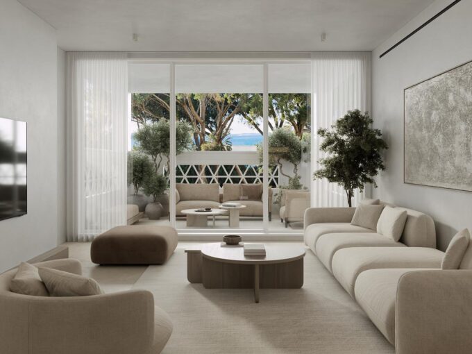 Salon in Luxury Beachfront Apartment in Puerto Banús, Costa del Sol